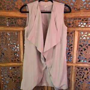 🌟 Eliane Rose Elegant Cream Sleeveless Drape Top